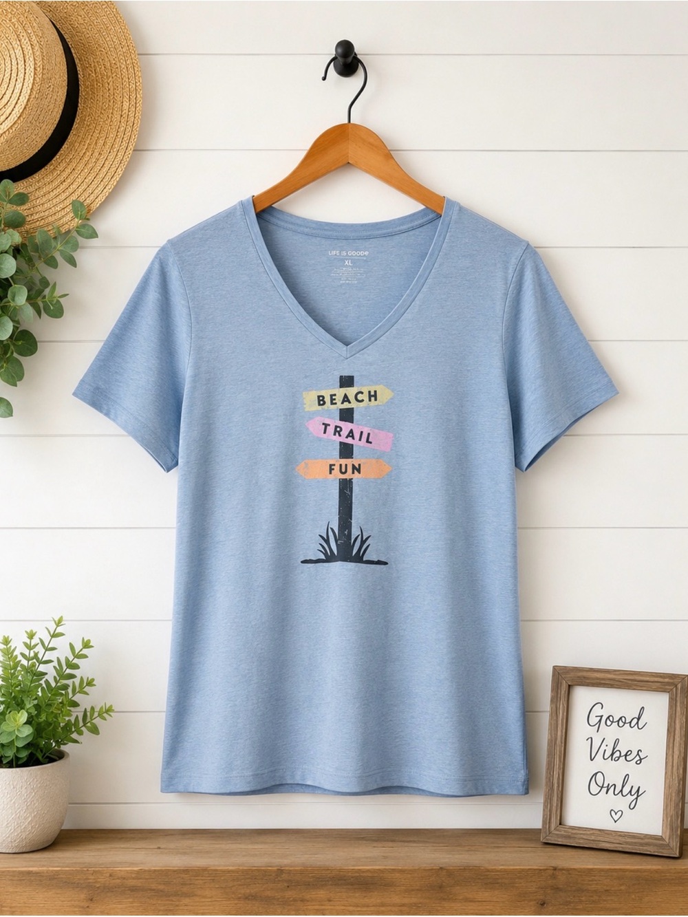 Reel Legends‎ XL Blue Beach Trail Fun V Neck Graphic T Shirt Coastal Casual